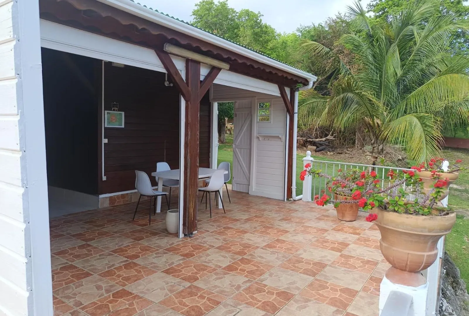 L'Aseta Paradise Grand-Bourg  Casa vacanze